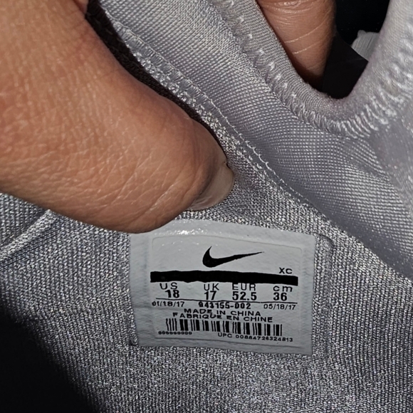 Nike LeBron James Solider Basketball sneakers straps 'Wolf grey' size 18 - Picture 4 of 5